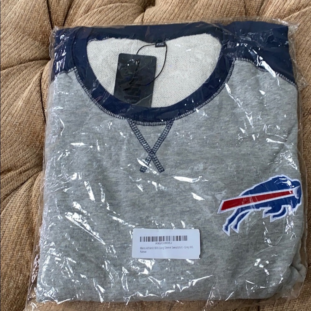 Sweatshirt - Picture 9 of 9